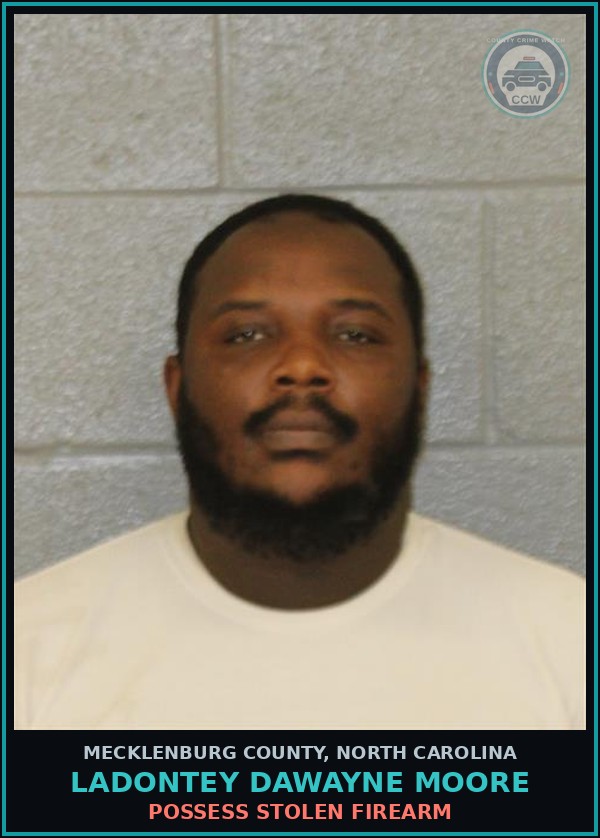 Booking mugshot of LADONTEY DAWAYNE MOORE in Mecklenburg County