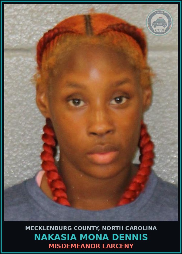 Booking mugshot of NAKASIA MONA DENNIS in Mecklenburg County