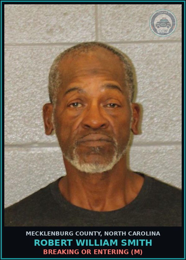 Booking mugshot of ROBERT WILLIAM SMITH in Mecklenburg County