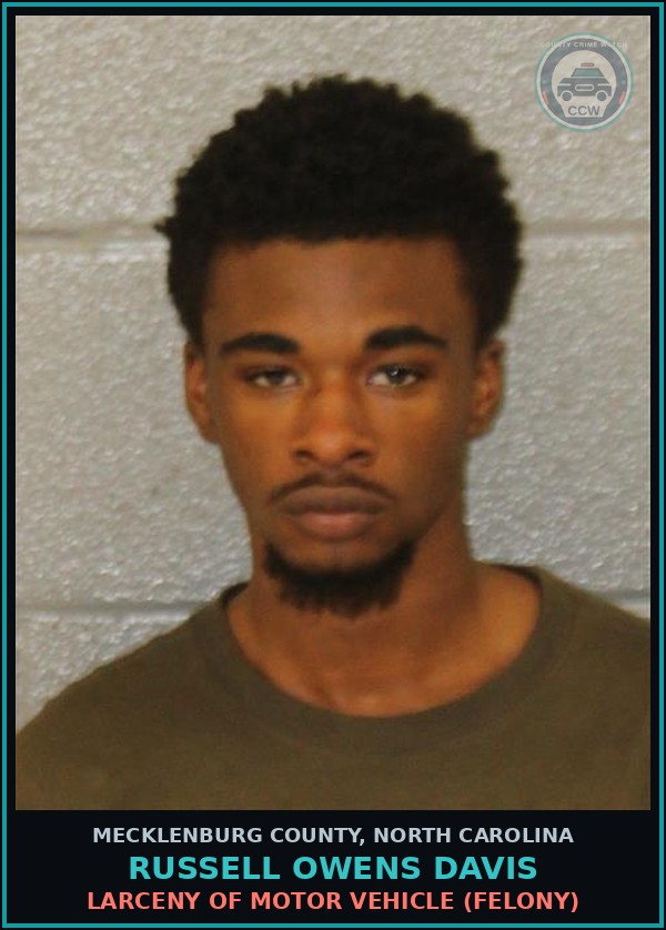 Booking mugshot of RUSSELL OWENS DAVIS in Mecklenburg County
