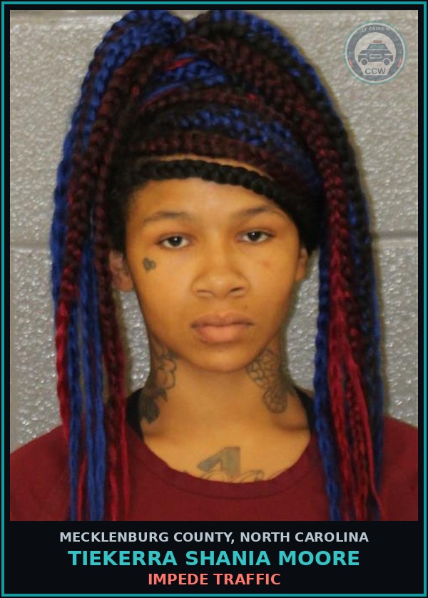 Booking mugshot of TIEKERRA SHANIA MOORE in Mecklenburg County
