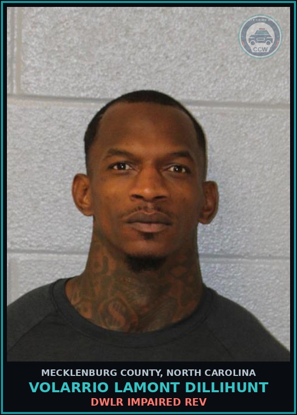 Booking mugshot of VOLARRIO LAMONT DILLIHUNT in Mecklenburg County