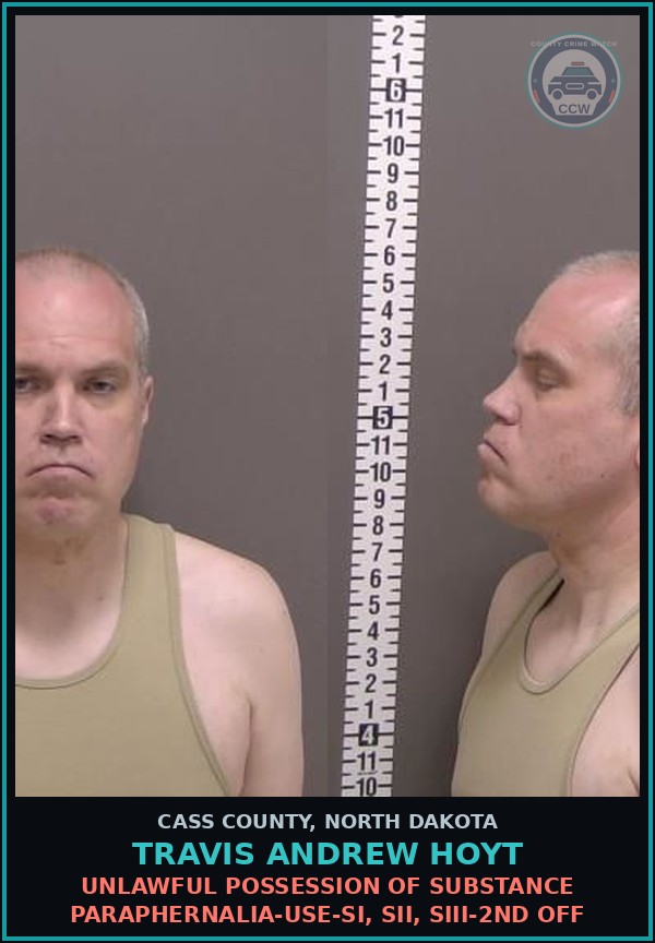 Booking mugshot of Travis Andrew Hoyt in Cass County