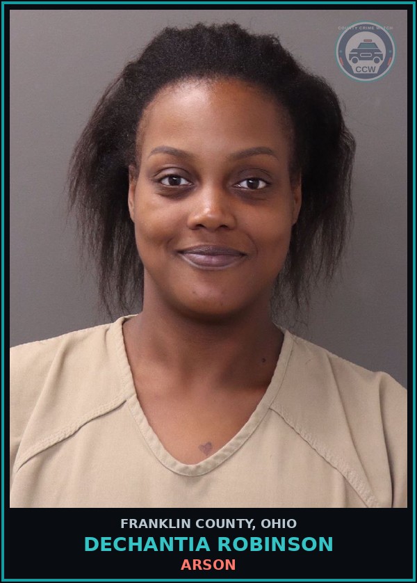 Booking mugshot of Dechantia Robinson in Franklin County