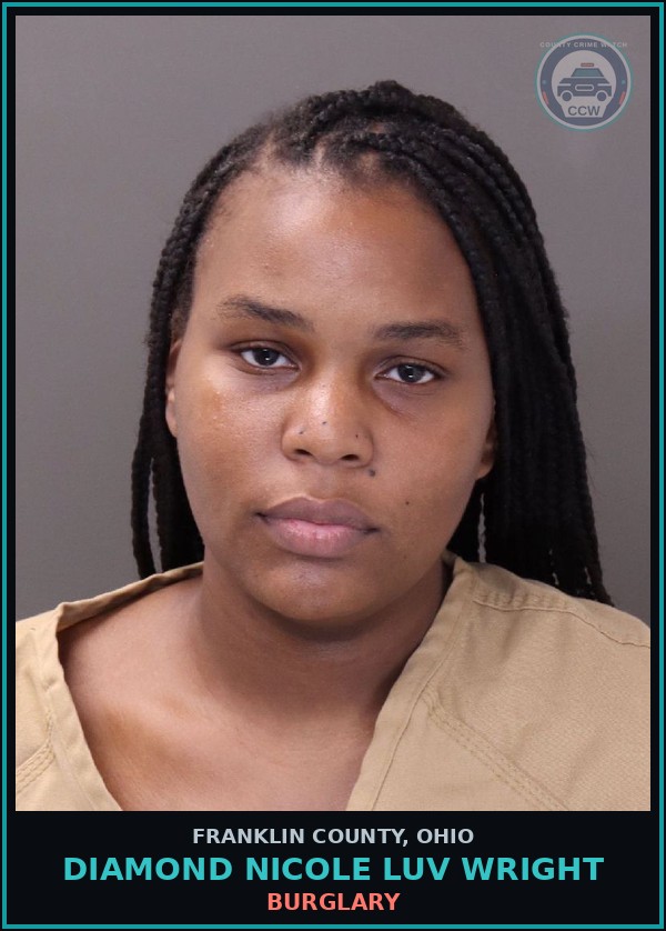 Booking mugshot of Diamond Nicole Luv Wright in Franklin County