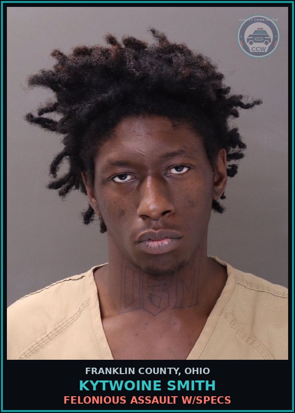 Booking mugshot of Kytwoine Smith in Franklin County