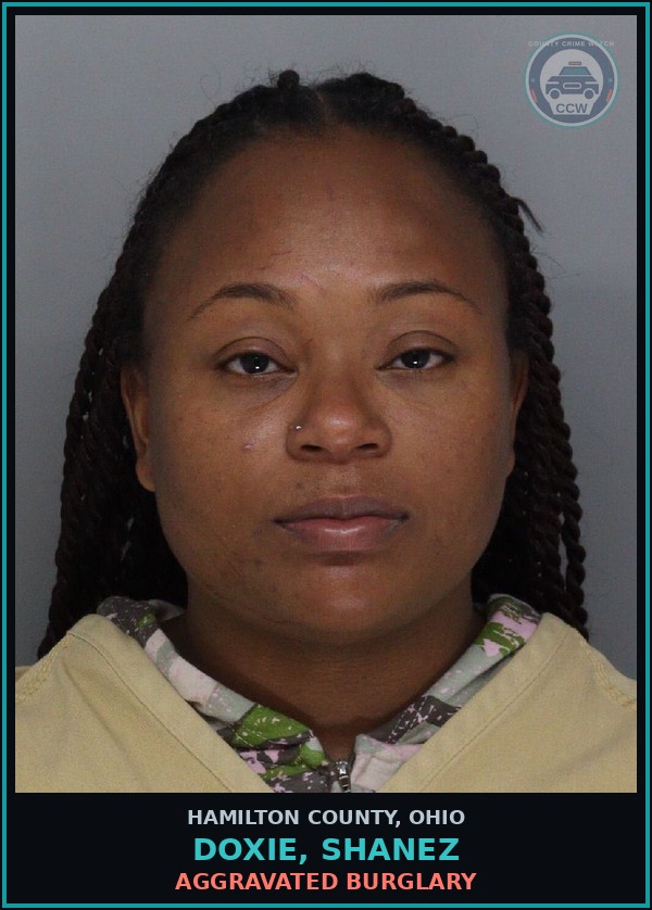 Booking mugshot of Doxie, Shanez in Hamilton County