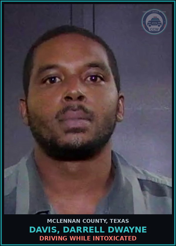 Booking mugshot of DAVIS, DARRELL DWAYNE in McLennan County