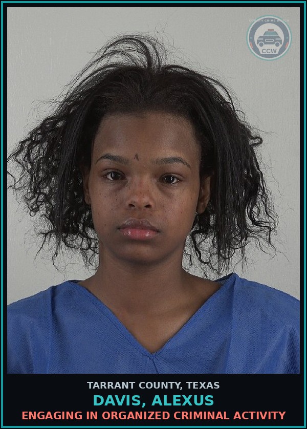 Booking mugshot of Davis, Alexus in Tarrant County