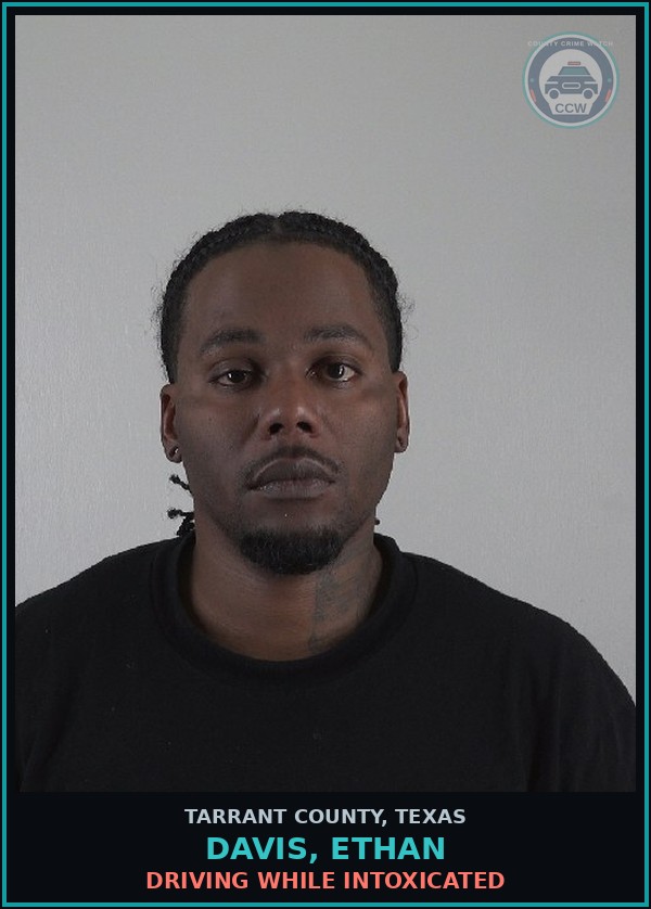 Booking mugshot of Davis, Ethan in Tarrant County