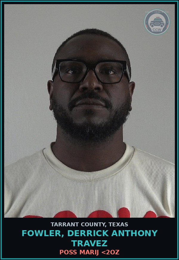 Booking mugshot of Fowler, Derrick Anthony Travez in Tarrant County