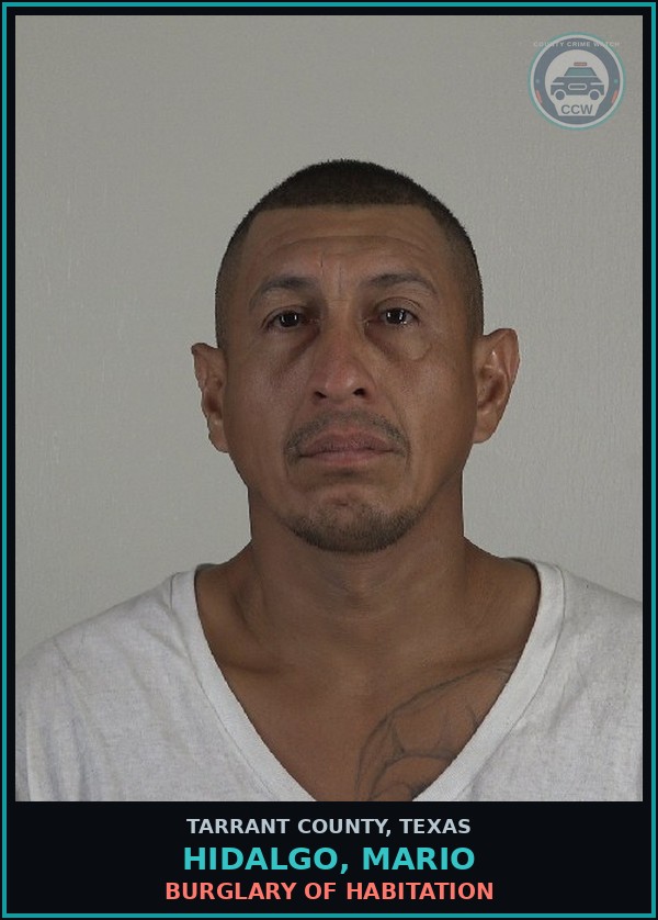 Booking mugshot of Hidalgo, Mario in Tarrant County