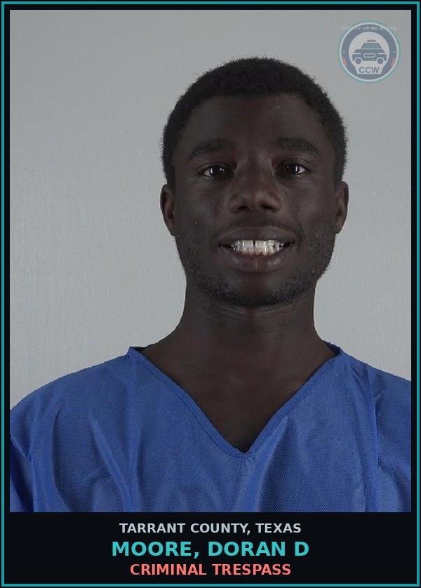 Booking mugshot of Moore, Doran D in Tarrant County