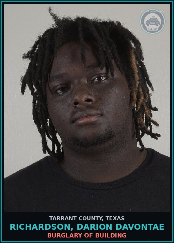 Booking mugshot of Richardson, Darion Davontae in Tarrant County