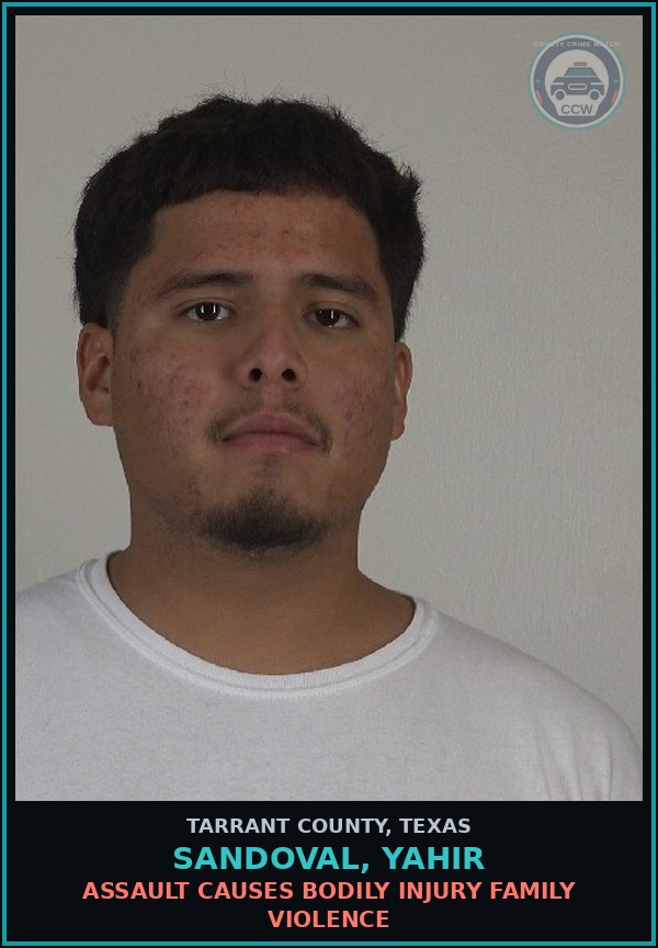Booking mugshot of Sandoval, Yahir in Tarrant County