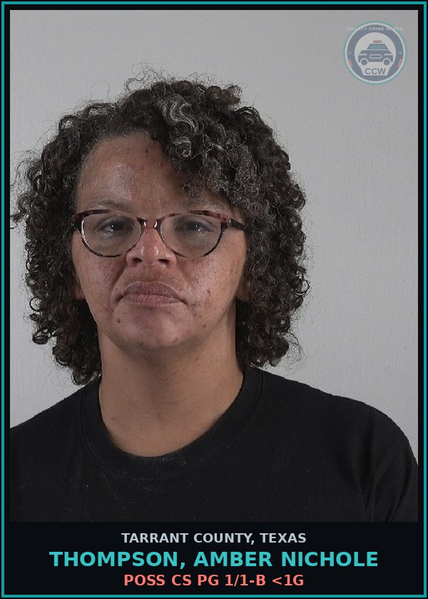 Booking mugshot of Thompson, Amber Nichole in Tarrant County