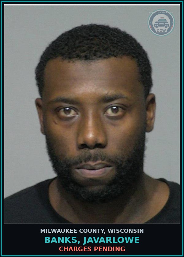Booking mugshot of Banks, Javarlowe in Milwaukee County