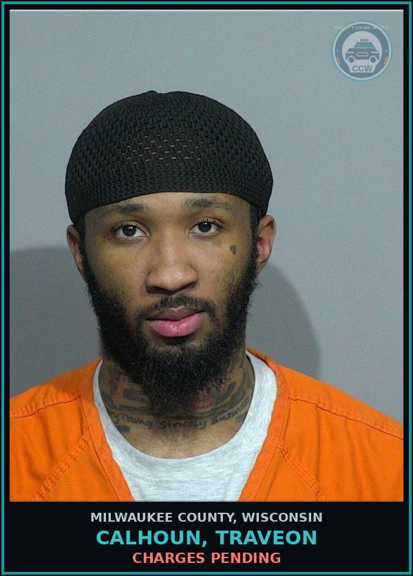 Booking mugshot of Calhoun, Traveon in Milwaukee County